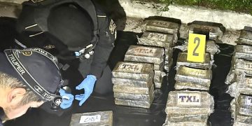 Las autoridades decomisaron el pasado viernes 99 paquetes de cocaína en Coatepeque, Quetzaltenango.