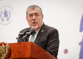 Mandatario Bernardo Arévalo en conferencia de prensa. / Foto: Dickéns Zamora y Daniel Ordoñez.