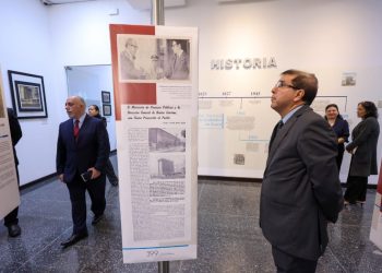 Minfin realiza exposición fotográfica para conmemorar sus 199 años. / Foto: Minfin.