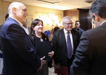 Ministra de Cultura asiste a presentación del filme "El señor Presidente", en el Teatro de Cámara Hugo Carrillo. / Fotos: Daniel Ordóñez y Álvaro Interiano.
