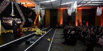 El presidente Bernardo Arévalo, durante su intervención en la entrega al Galardón Nacional a la Exportación. /Foto: Alex Jacinto