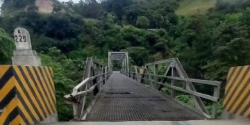 Puente Chixoy fue reportado con daños en su estructura ante la Conred. / Foto: Conred.