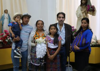 Pablo decidió dar el paso para casarse con Regina a pesar de un problema de salud. / Foto: MSPAS.