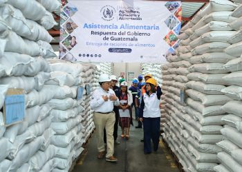 Vicepresidenta supervisa bodegas de Indeca en Chimaltenango
