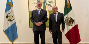 El presidente Arévalo participó en el Foro empresarial México-Guatemala del Consejo Empresarial Mexicano de Comercio Exterior, Inversión y Tecnología. /Foto: Gobierno de Guatemala.