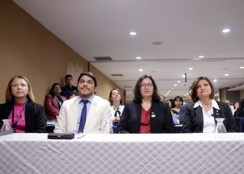 La presidenta en funciones participó en el foro sobre prevencion de la violencia sexual. /Foto: Dickéns Zamora.
