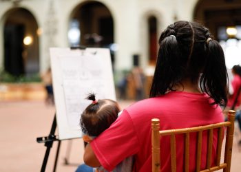 Niñas del Refugio de la Niñez celebraron su día en el Palacio Nacional de la Cultura. /Foto: Gilber García.