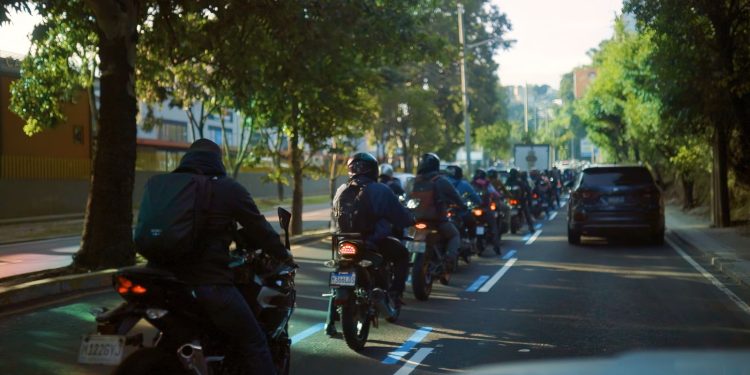 Motovía en calzada La Paz. / Foto: Municipalidad de Guatemala.