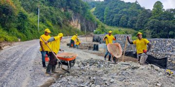 CIV atiende emergencias viales por lluvias. /Foto: Covial.