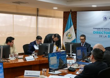 Comisión de Postulación para Elección del Directorio de la SAT. / Foto: Minfin.