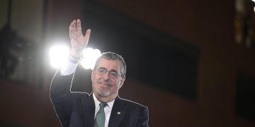 Presidente Arévalo reitera su postura a favor de la gestión con transparencia. / Foto: Álvaro Interiano.