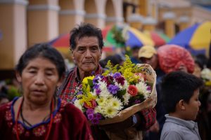 San Juan Sacatepéquez desprende aromas al llegar el Día de Todos los Santos. /Foto: Dickens Zamora.