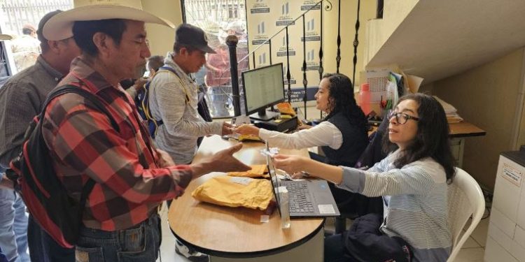 Gobierno apoya a veteranos militares de Jalapa con programa de ayuda mensual por tres años
