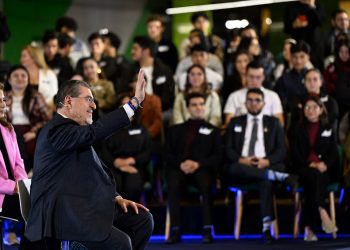 Primer diálogo abierto entre el presidente Bernardo Arévalo y estudiantes universitarios. / Foto: Byron de la Cruz