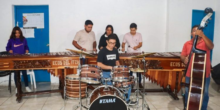 Reafirman compromiso con la preservación y promoción de la cultura de Petén