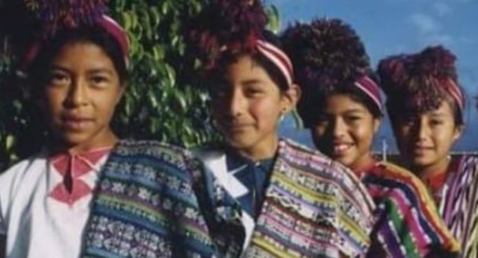 El festival en Uspantán representa un paso importante hacia la inclusión y el reconocimiento de los idiomas mayas. / Foto: Renap