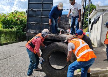 Jornadas de destacharrización en aldeas de San Luis Jilotepeque