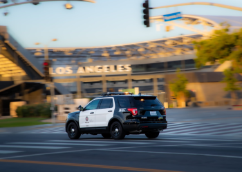 Preocupación por futuro de los migrantes ante la elección del jefe de policía de Los Ángeles. / Foto: @LAPDHQ.