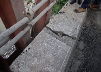 El puente Nahualate no es única: de los mil 260 puentes en el país, todos presentan algún grado de deterioro. / Foto: CIV