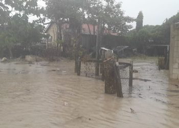 Nadine provocó 37 emergencia en Guatemala.