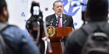 Ministro de Comunicaciones desmiente su renuncia y explica trabajos en puente Nahualate