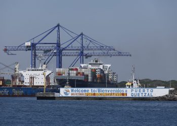 Estados Unidos colaborará en evaluar la infraestructura y operaciones de Puerto Quetzal. / Foto: DCA.