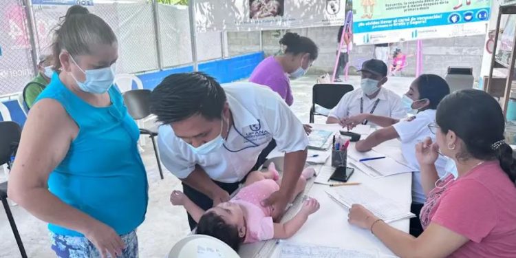 Compromiso para efectuar jornadas de vacunación contra la polio y sarampión en Petén