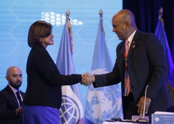 Vicepresidenta: “No podemos evitar que la naturaleza siga su curso, pero sí estar mejor preparados”