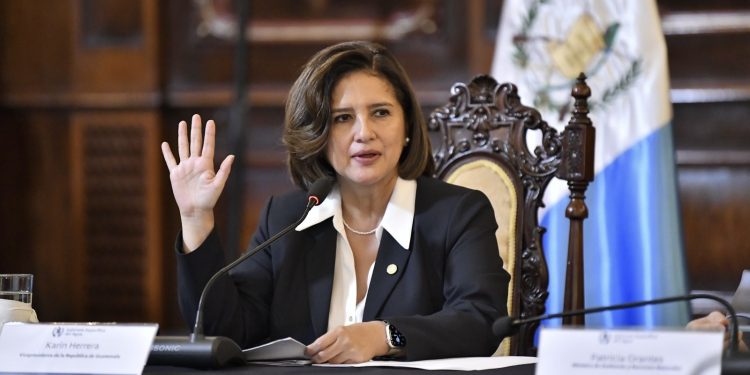 La vicepresidenta Herrera cumplirá con una amplia agenda de trabajo durante esta semana. /Foto: Alex Jacinto.