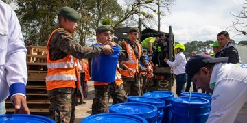 Sigue la entrega de ayuda humanitaria a familias en Alta Verapaz