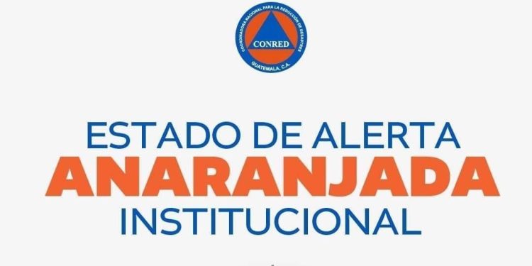 Conred se declara en alerta anaranjada y envía equipos de prevención a tres departamentos