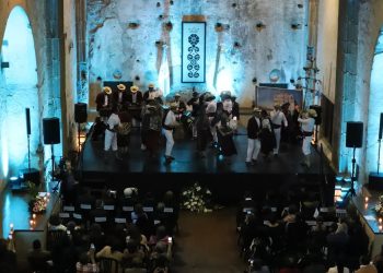 Ballet Moderno presenta "Imágenes Ixiles". / Foto: cortesía CNPAG