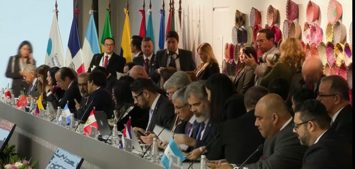 Cancilleres abren la XXIX Cumbre Iberoamericana en Ecuador, en la que por América Latina solo asiste el presidente anfitrión, Daniel Noboa.