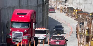 CIV habilita dos de los cuatro carriles en construcción en el paso a desnivel en Quetzaltenango. / Foto: CIV.
