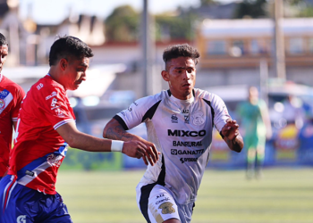 Mixco y Xelajú firman un empate en los cuartos del Apertura 2024