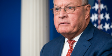 Keith Kellog, enviado especial del presidente electo de Estados Unidos, Donald Trump, para Ucrania y Rusia. / Foto: EFE.