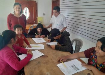 Conalfa lleva el proceso de alfabetización en 17 idiomas. / Foto: Conalfa.