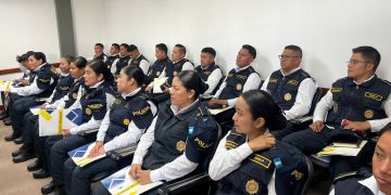 En el diplomado sobre investigación de delitos financieros participan 24 agentes y un oficial de la División Especializada en Investigación Criminal.