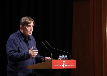 Luis García Montero, director del Instituto Cervantes, anunció la creación de una red para difundir el español.