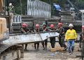 Ejército continúan los trabajos de recuperación del puente temporal en ruta al Pacífico