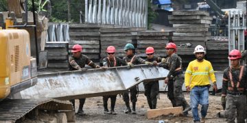 Ejército continúan los trabajos de recuperación del puente temporal en ruta al Pacífico