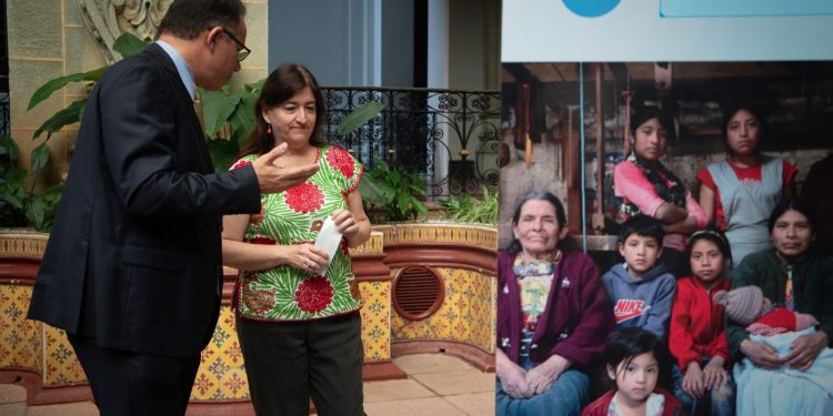 El Ministerio de Cultura y Deportes junto con Unicef impulsan esta exposición fotográfica en el Palacio Nacional de la Cultura. / Foto: MCD.