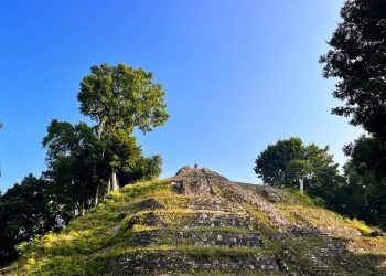 Celebran 21 aniversario del parque nacional Yaxhá-Nakum-Naranjo, un tesoro de biodiversidad y cultura