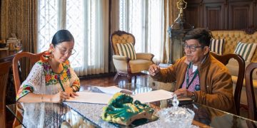 Firman convenio para restaurar templo parroquial de Santiago Apóstol en Cubulco, Baja Verapaz