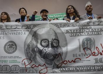 Grupos de protesta han irrumpido en la COP29 en Bakú, Azerbaiyán. / Foto: EFE.
