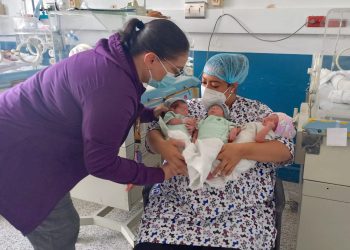 Los cuidados y alimentación de un bebé prematuro son especiales. / Foto: cortesía IGSS.