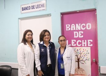 La vicepresidenta Karin Herrera conoció el banco de leche del Hospital Regional de Cuilapa, Santa Rosa. / Foto: MSPAS.