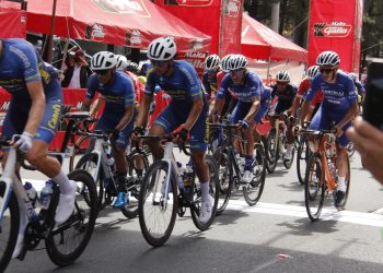 Vuelta a Guatemala 2024: Sebastián Brenes se lleva la victoria en la etapa más colorida de la Vuelta a Guatemala