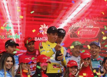 Vuelta a Guatemala 2024: Sebastián Brenes se lleva la victoria en la etapa más colorida de la Vuelta a Guatemala
