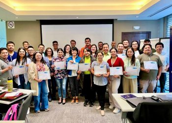 Técnicos recibieron capacitación para mejorar las prácticas y monitoreo. / Foto: cortesía MARN